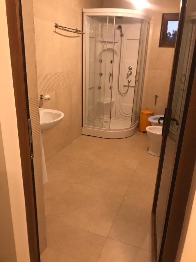 Apartament La Vila Куртя-де-Арджеш Екстер'єр фото